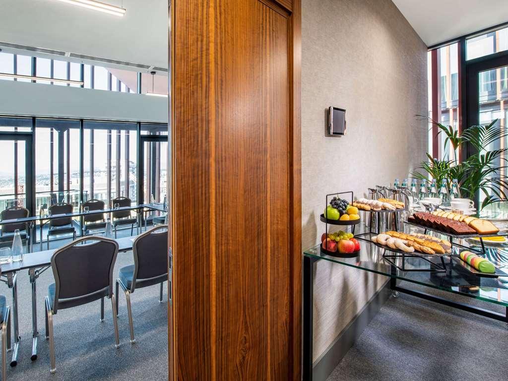 Tbilisi Philharmonia Apartment Einrichtungen foto